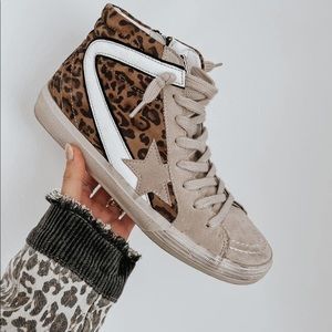 Brand New High Top sneakers!